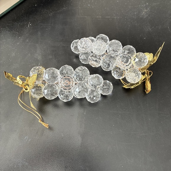 The Unbranded Brand Other - Lucite Acrylic Grape Clusters  Clear Faceted Christmas Ornaments Made In Taiwan